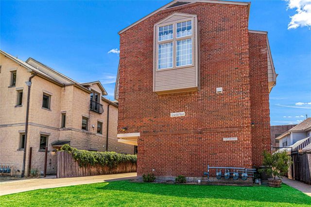 3327 Rosedale Avenue B, University Park, TX 75205
