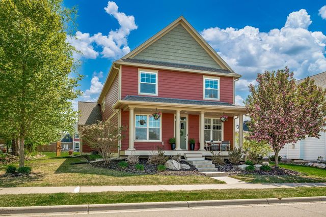 1013 Planters Path, Bayport, MN 55003