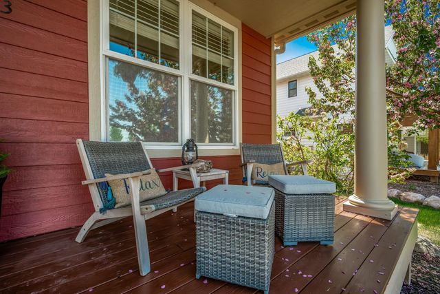 1013 Planters Path, Bayport, MN 55003