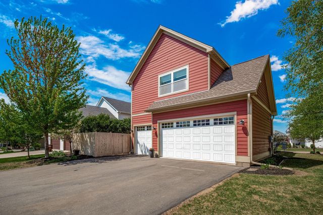 1013 Planters Path, Bayport, MN 55003