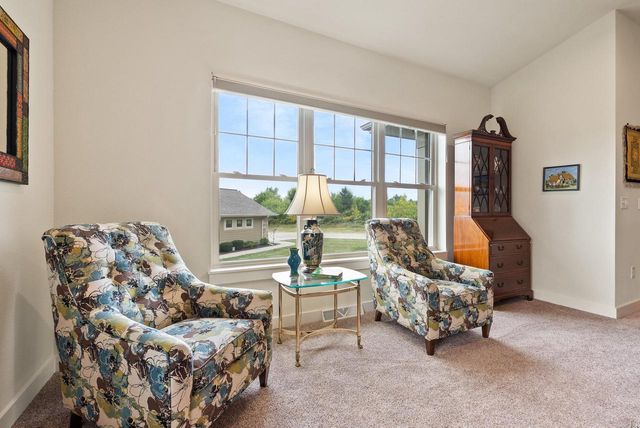 4756 S Lynn DRIVE, New Berlin, WI 53151
