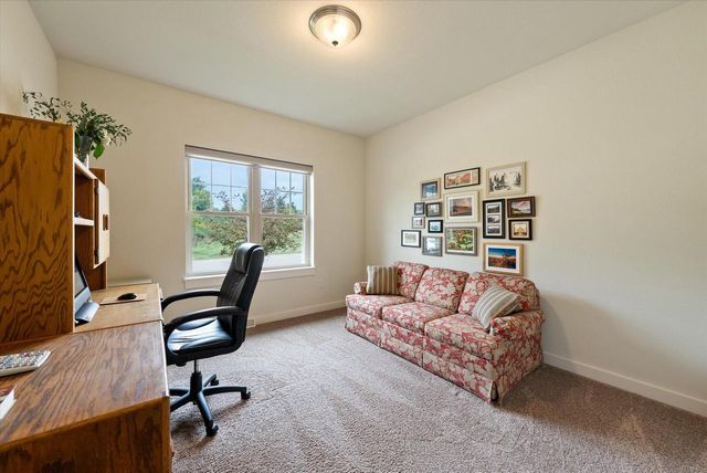 4756 S Lynn DRIVE, New Berlin, WI 53151