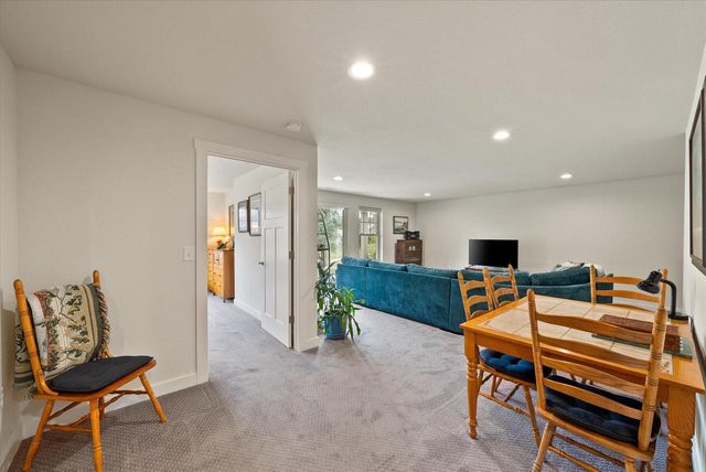 4756 S Lynn DRIVE, New Berlin, WI 53151