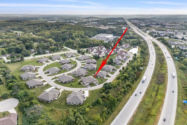 4756 S Lynn DRIVE, New Berlin, WI 53151