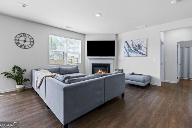 5367 Pennington Court, Atlanta, GA 30349