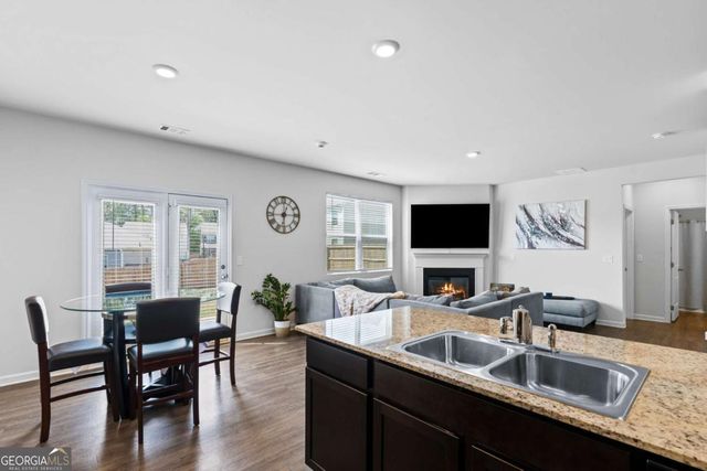 5367 Pennington Court, Atlanta, GA 30349