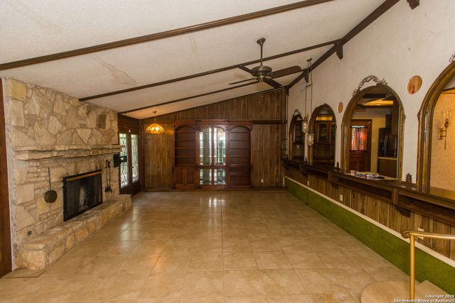 11702 British Arms, San Antonio, TX 78251