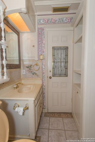 11702 British Arms, San Antonio, TX 78251