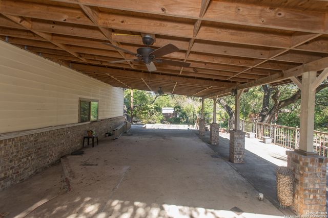 11702 British Arms, San Antonio, TX 78251