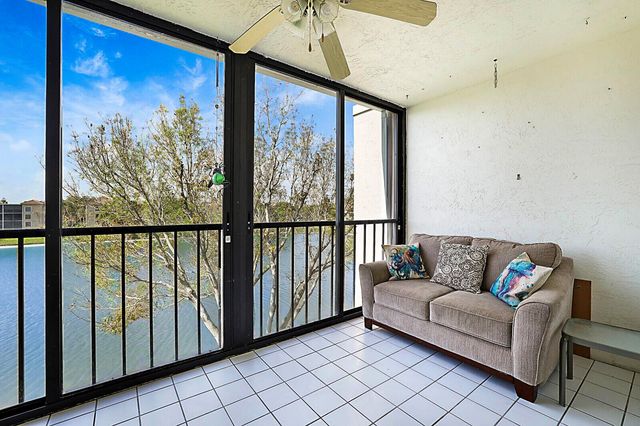 6037 Pointe Regal Circle 401, Delray Beach, FL 33484