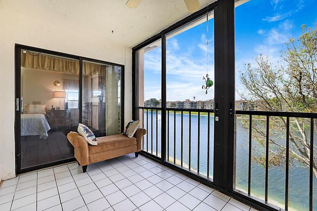 6037 Pointe Regal Circle 401, Delray Beach, FL 33484