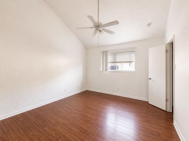 10811 Richmond Avenue 30, Houston, TX 77042