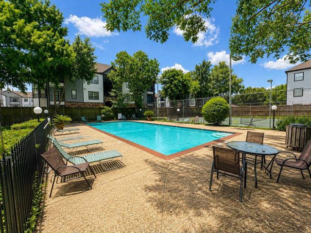 10811 Richmond Avenue 30, Houston, TX 77042
