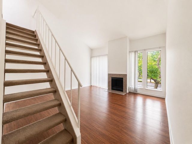 10811 Richmond Avenue 30, Houston, TX 77042