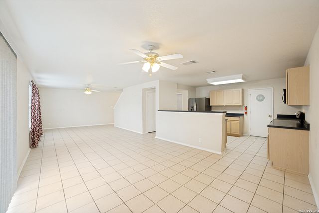 7718 Cavern Hill, San Antonio, TX 78254