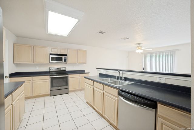7718 Cavern Hill, San Antonio, TX 78254