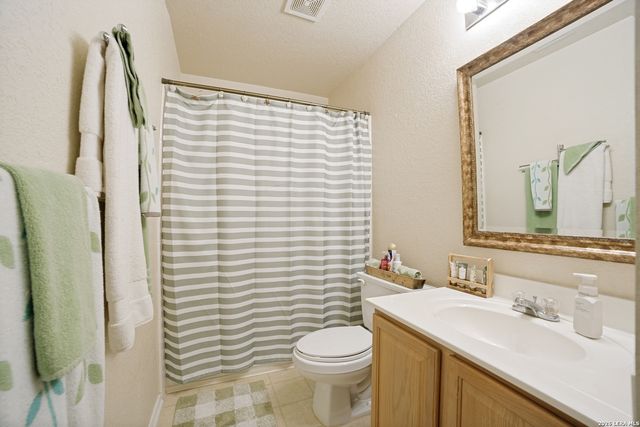 7718 Cavern Hill, San Antonio, TX 78254