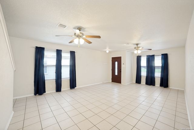 7718 Cavern Hill, San Antonio, TX 78254