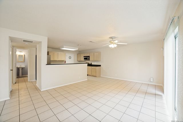 7718 Cavern Hill, San Antonio, TX 78254