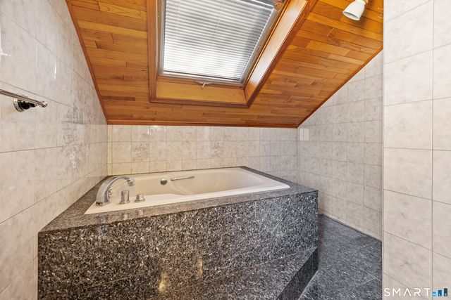 88 Cynthia Street, Waterbury, CT 06708