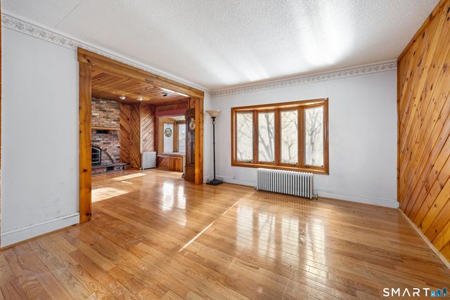 88 Cynthia Street, Waterbury, CT 06708