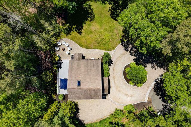 15 Halyard Circle, Mashpee, MA 02649