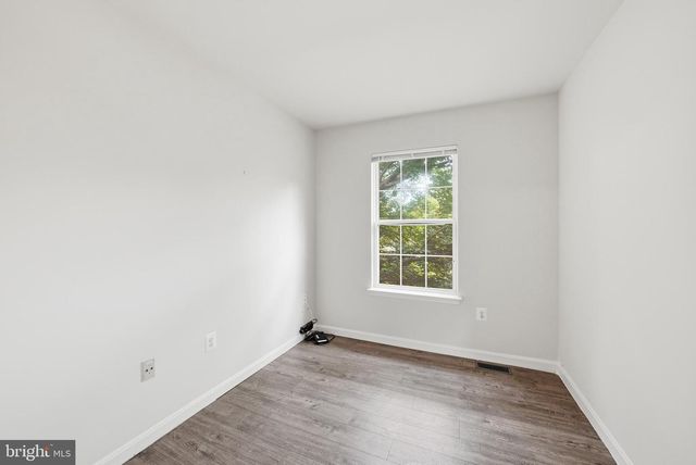 20430 HERRING POND TER, Sterling, VA 20165