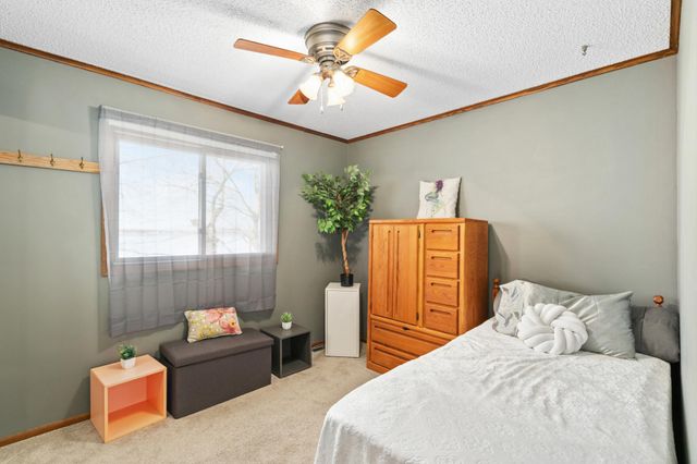 26762 Lofton Avenue, Chisago City, MN 55013