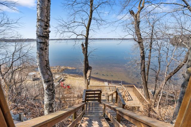 26762 Lofton Avenue, Chisago City, MN 55013