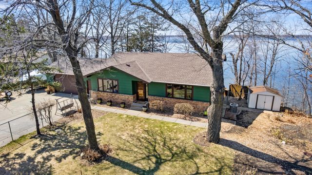 26762 Lofton Avenue, Chisago City, MN 55013