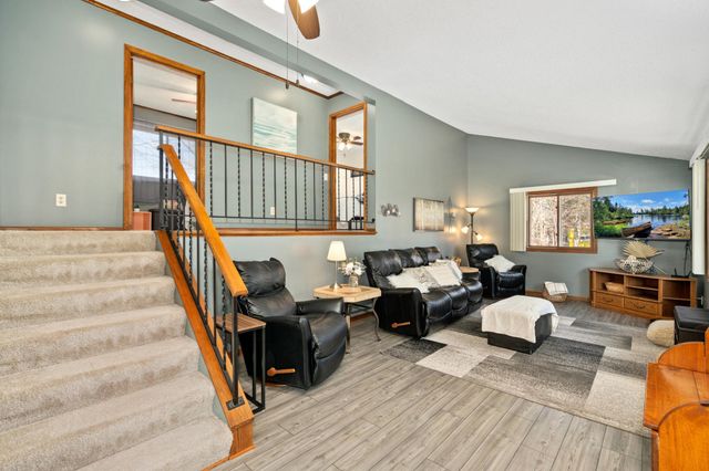 26762 Lofton Avenue, Chisago City, MN 55013