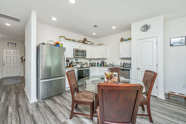 201 Trumpet Vine Drive, Summerville, SC 29486