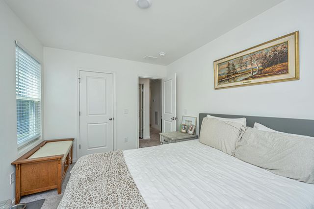 201 Trumpet Vine Drive, Summerville, SC 29486