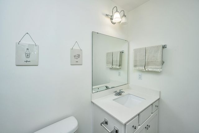 201 Trumpet Vine Drive, Summerville, SC 29486