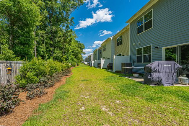 201 Trumpet Vine Drive, Summerville, SC 29486