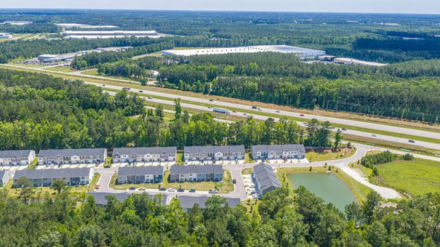 201 Trumpet Vine Drive, Summerville, SC 29486