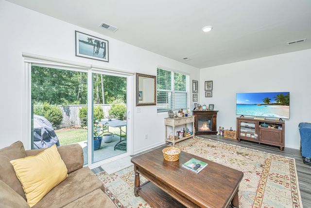 201 Trumpet Vine Drive, Summerville, SC 29486