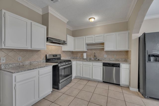 401 Magnolia Street, Arlington, TX 76012