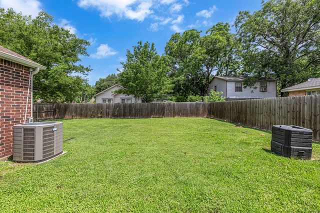 401 Magnolia Street, Arlington, TX 76012