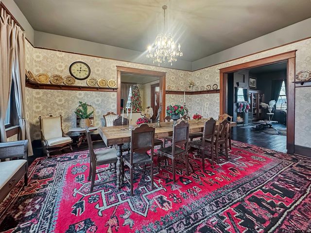 406 W 1st Street, Mount Pleasant, TX 75455