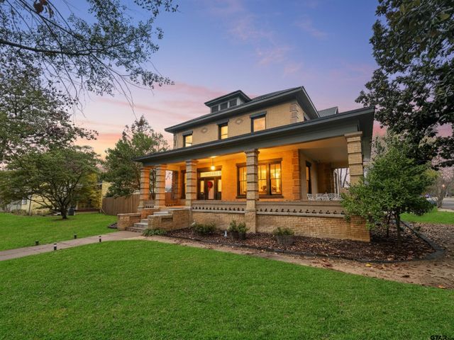 406 W 1st Street, Mount Pleasant, TX 75455