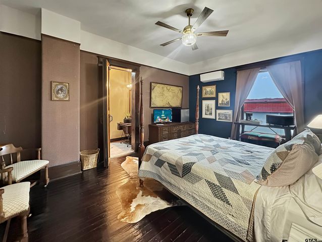 406 W 1st Street, Mount Pleasant, TX 75455