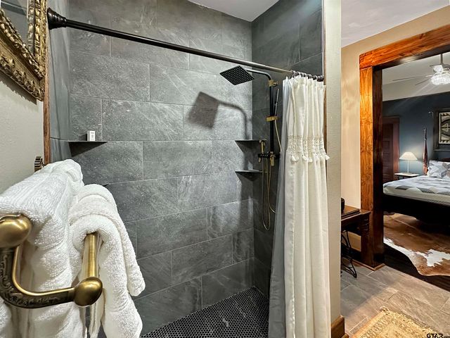 406 W 1st Street, Mount Pleasant, TX 75455