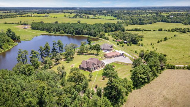 1723 County Road 211, Anderson, TX 77830