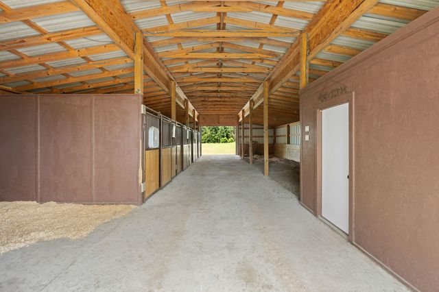 1723 County Road 211, Anderson, TX 77830