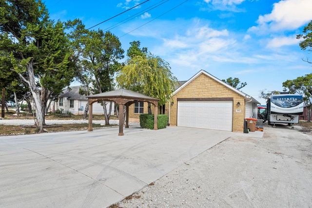 267 Eagle Rock RD, Spring Branch, TX 78070