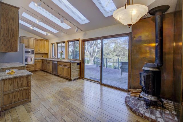 8115 S Lake Cir, Granite Bay, CA 95746