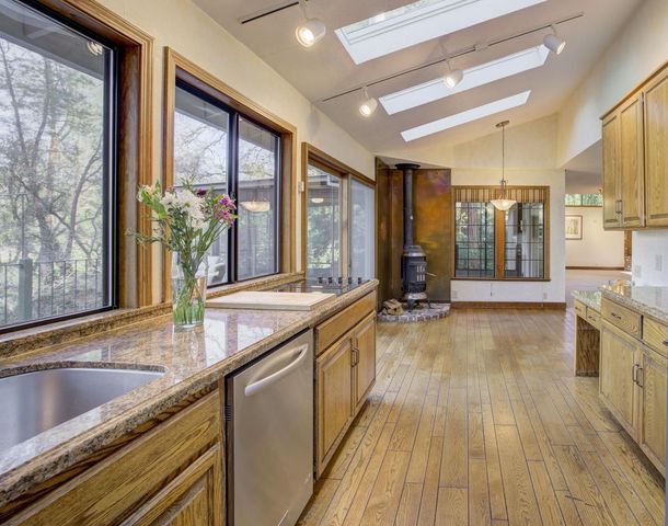 8115 S Lake Cir, Granite Bay, CA 95746