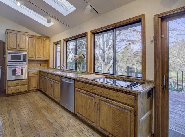 8115 S Lake Cir, Granite Bay, CA 95746