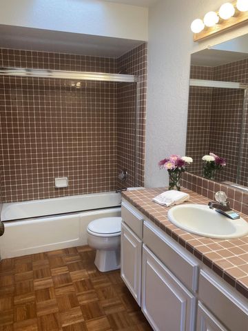 8115 S Lake Cir, Granite Bay, CA 95746